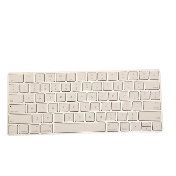 APPLE Wireless Magic Keyboard NO CABLE ***SELLING AS IS***